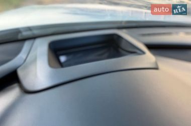 Седан Audi A8 2017 в Киеве