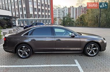Седан Audi A8 2014 в Киеве