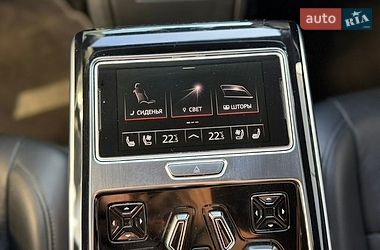 Седан Audi A8 2018 в Виноградове