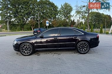 Седан Audi A8 2005 в Львові