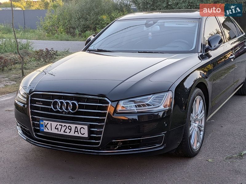 Седан Audi A8 2014 в Борисполі