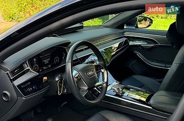 Седан Audi A8 2021 в Києві
