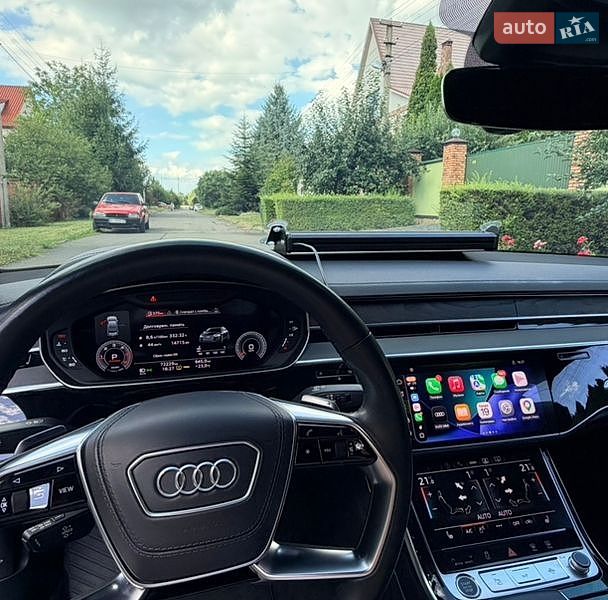 Седан Audi A8 2021 в Києві
