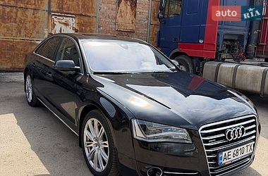 Седан Audi A8 2011 в Дніпрі