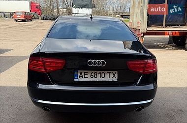 Седан Audi A8 2011 в Дніпрі