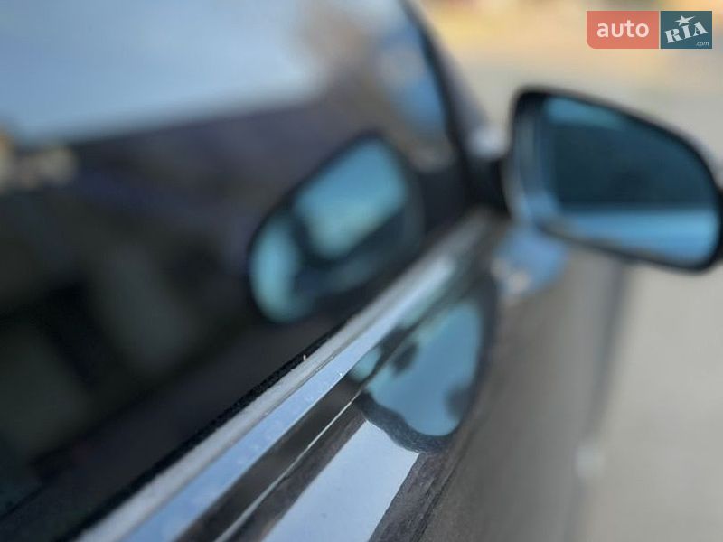 Седан Audi A8 2003 в Києві