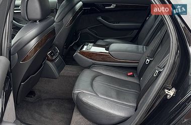 Седан Audi A8 2014 в Луцке