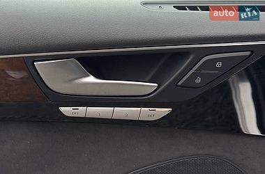 Седан Audi A8 2014 в Луцке