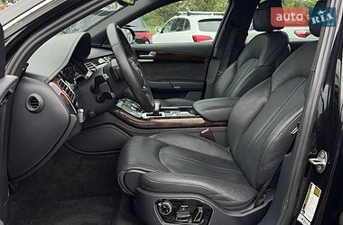 Седан Audi A8 2014 в Луцке