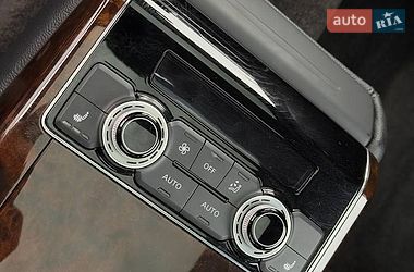 Седан Audi A8 2014 в Луцке