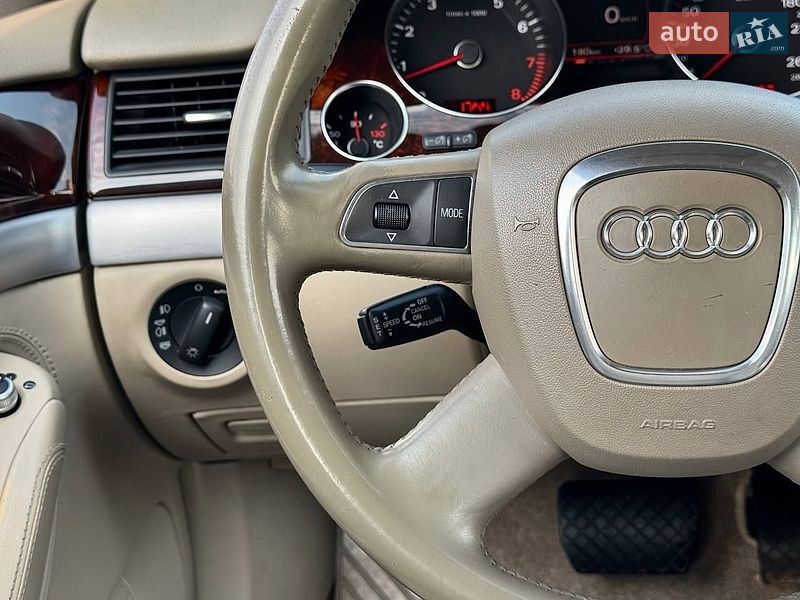 Седан Audi A8 2007 в Києві