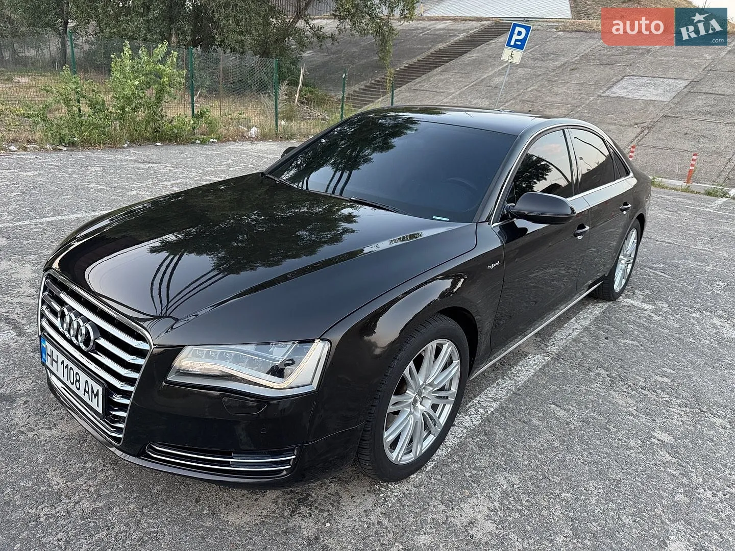 2012 Audi A8 - фото 1