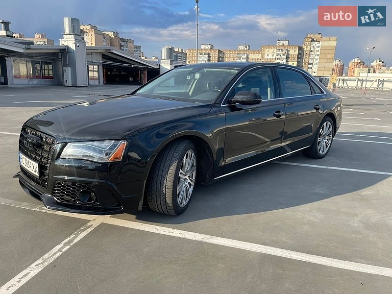 Седан Audi A8 2013 в Києві