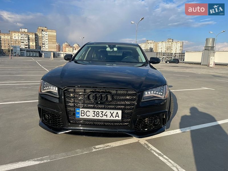 Седан Audi A8 2013 в Киеве