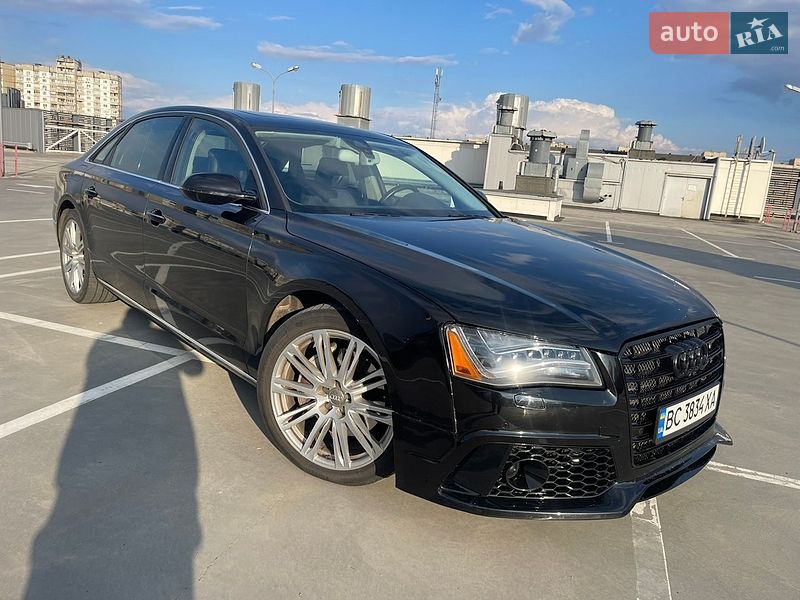 Седан Audi A8 2013 в Києві