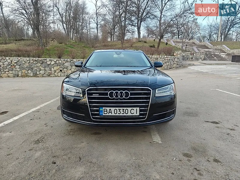 Audi A8