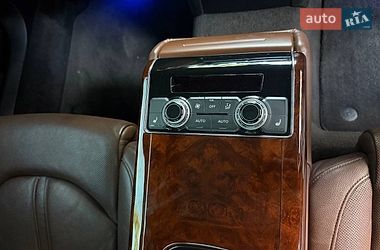 Седан Audi A8 2012 в Львові