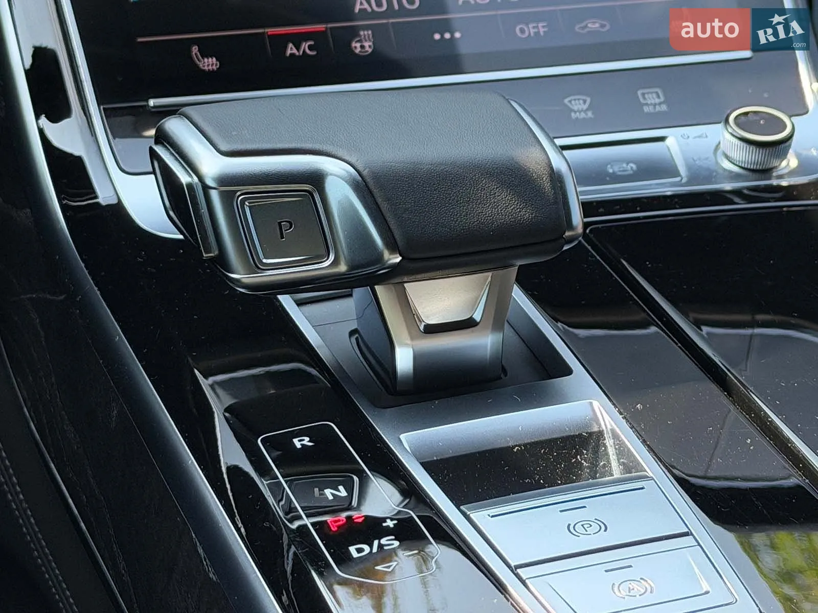 2021 Audi A8 - мініатюра 24