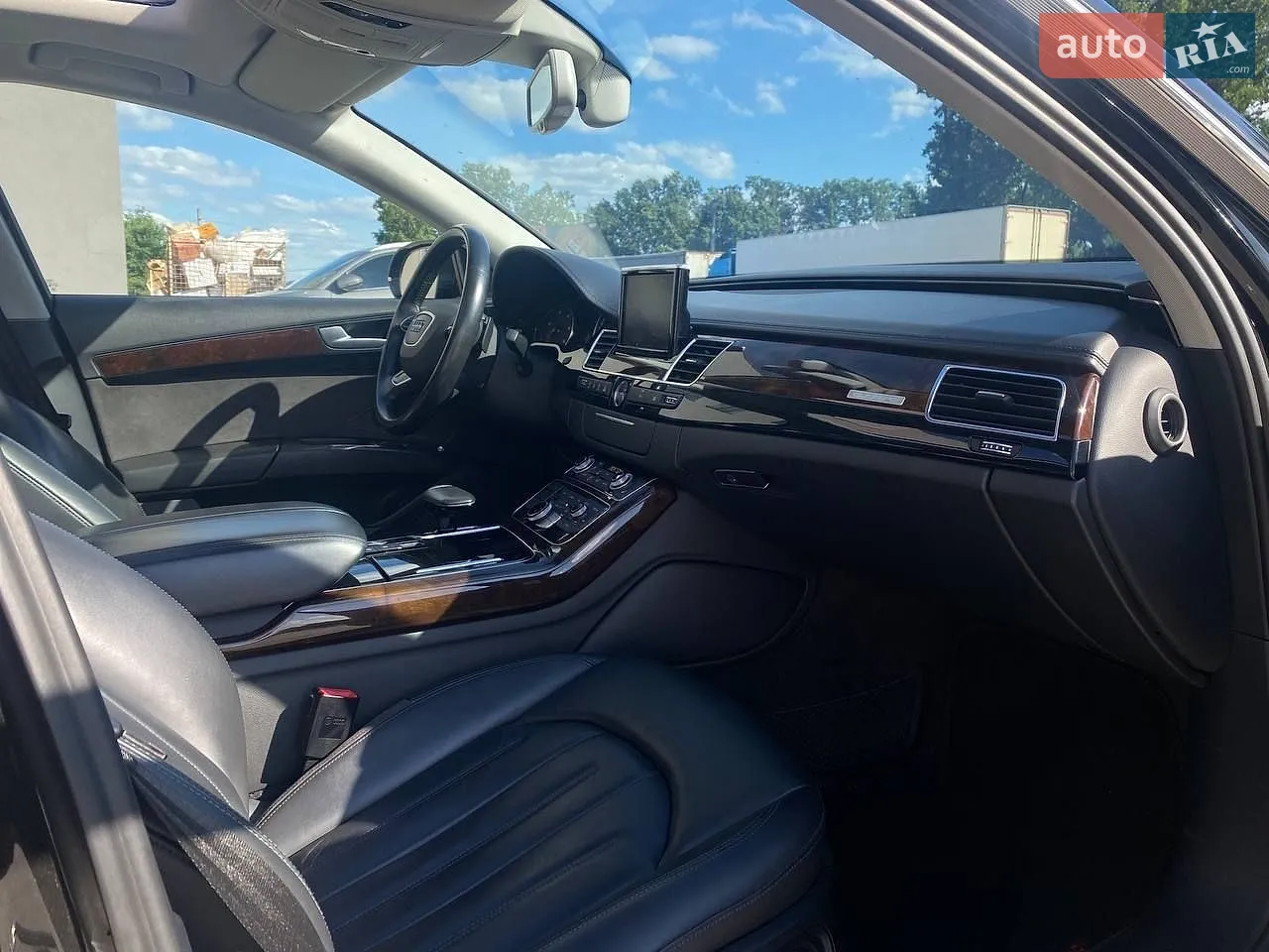 2017 Audi A8 - мініатюра 27