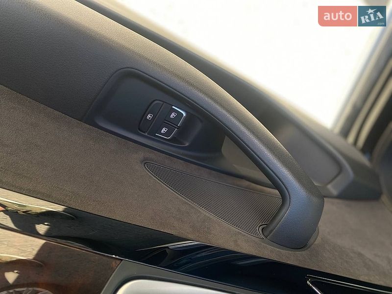 Седан Audi A8 2017 в Києві фото 31 Седан Audi A8 2017 в Києві