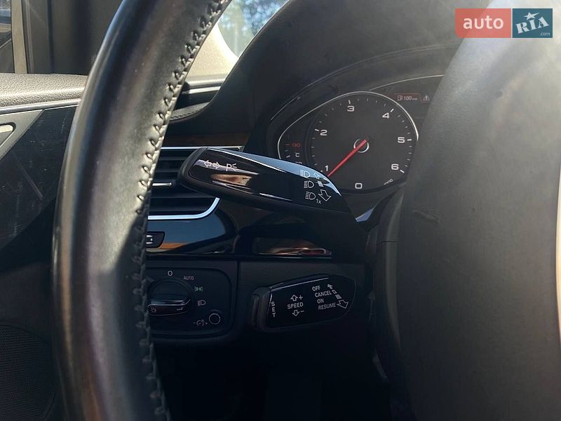 Седан Audi A8 2017 в Києві фото 37 Седан Audi A8 2017 в Києві