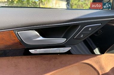 Седан Audi A8 2016 в Києві