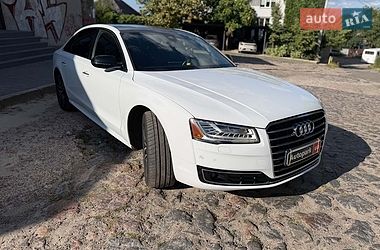 Седан Audi A8 2016 в Києві