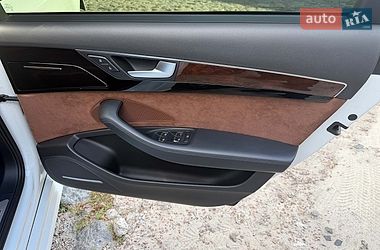 Седан Audi A8 2016 в Києві