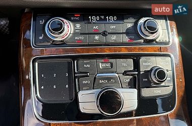 Седан Audi A8 2016 в Києві