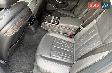 Седан Audi A8 2023 в Киеве