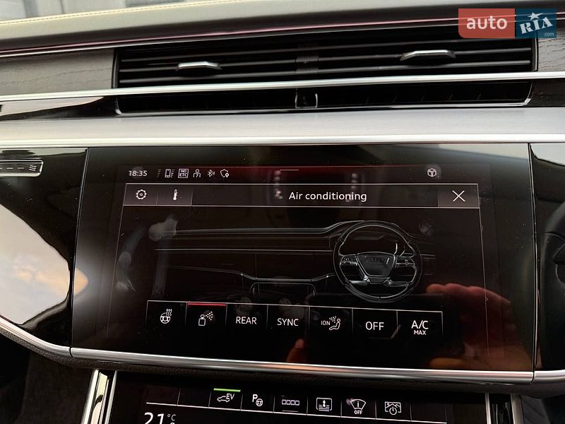 Седан Audi A8 2023 в Киеве