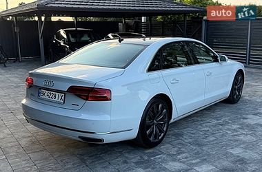Седан Audi A8 2015 в Луцьку