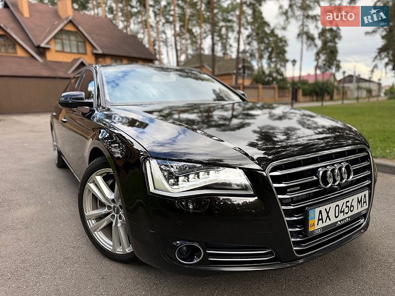 Седан Audi A8 2013 в Києві