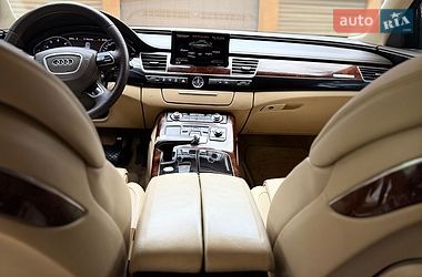 Седан Audi A8 2013 в Києві