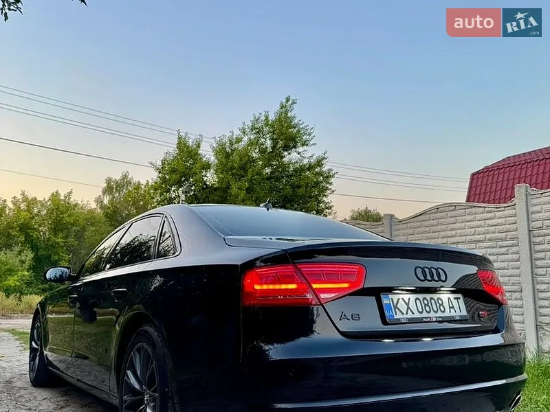 Audi A8 2012