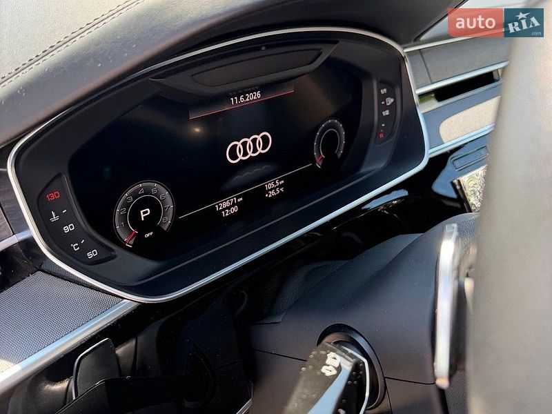 Седан Audi A8 2018 в Києві