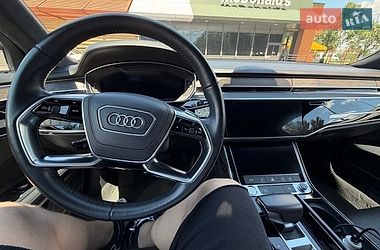 Седан Audi A8 2018 в Киеве