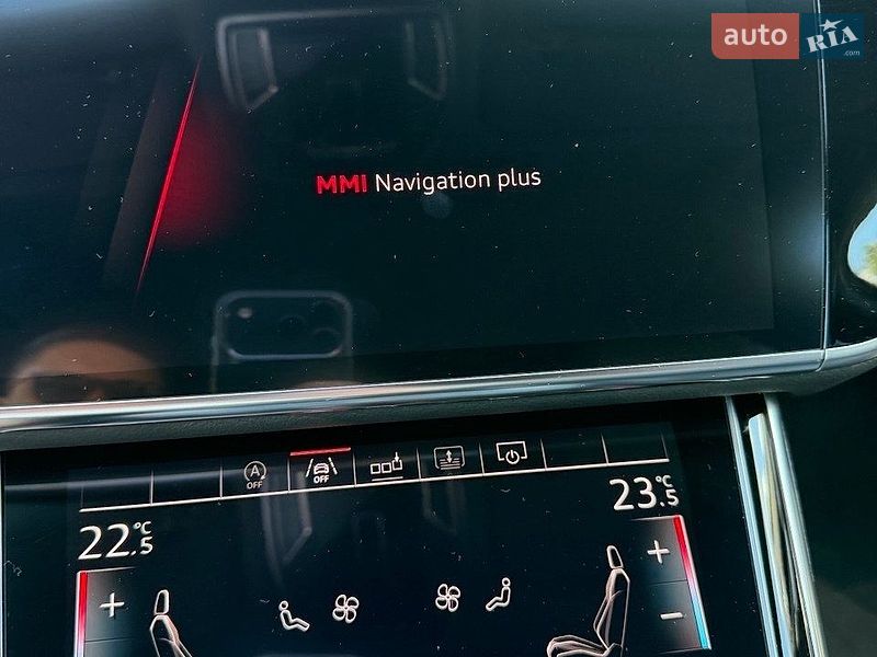 Седан Audi A8 2018 в Киеве