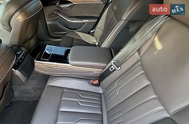 Седан Audi A8 2018 в Києві