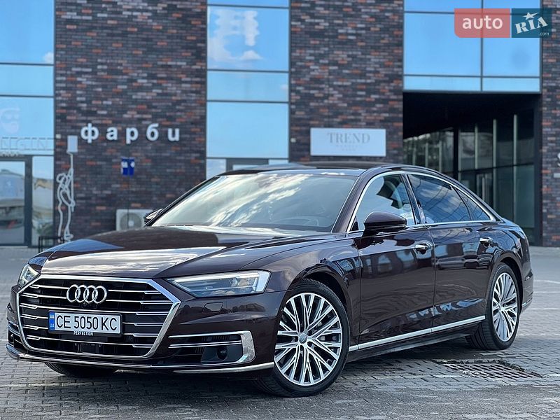 Седан Audi A8 2018 в Черновцах