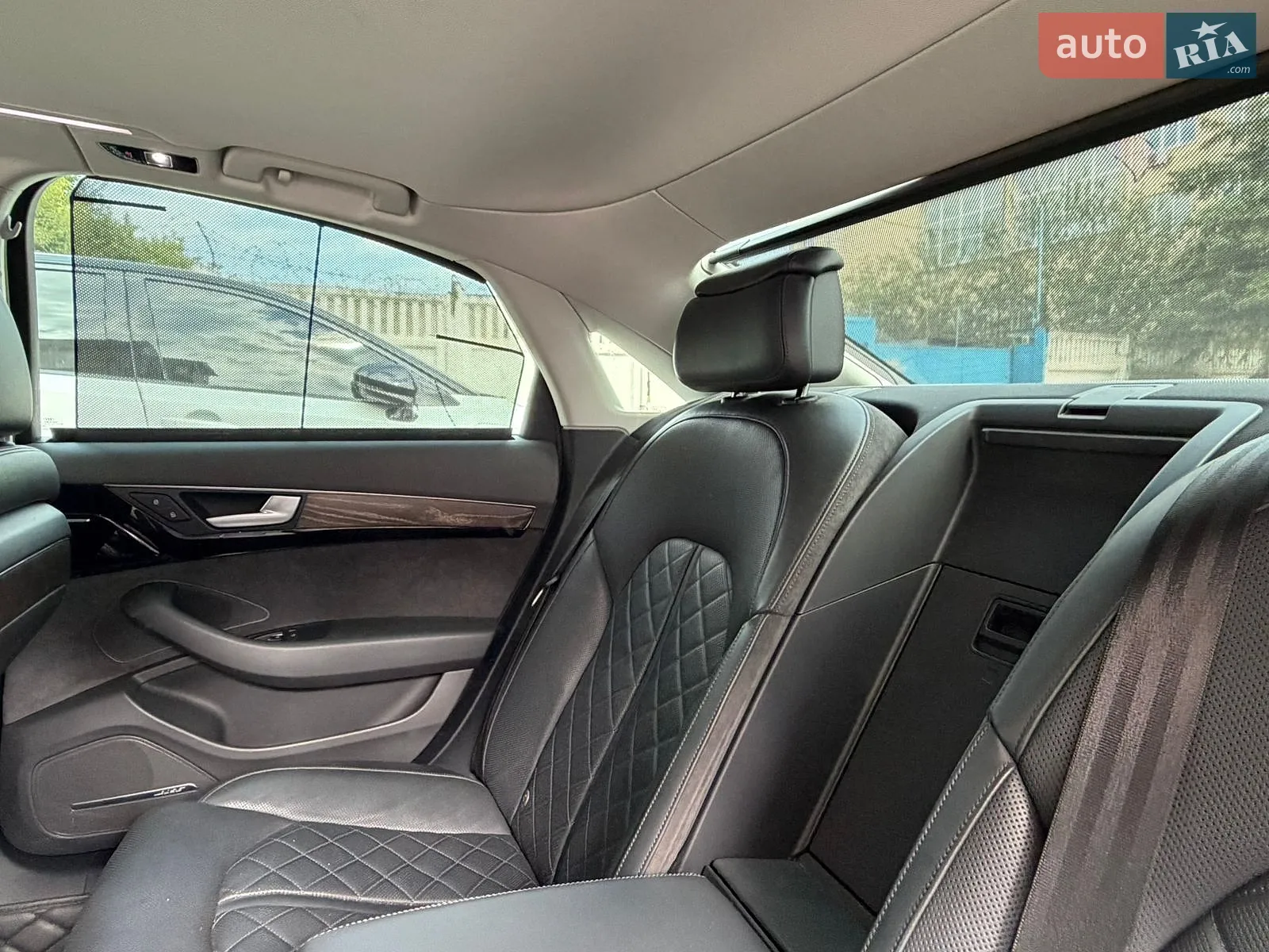 2015 Audi A8 - мініатюра 19