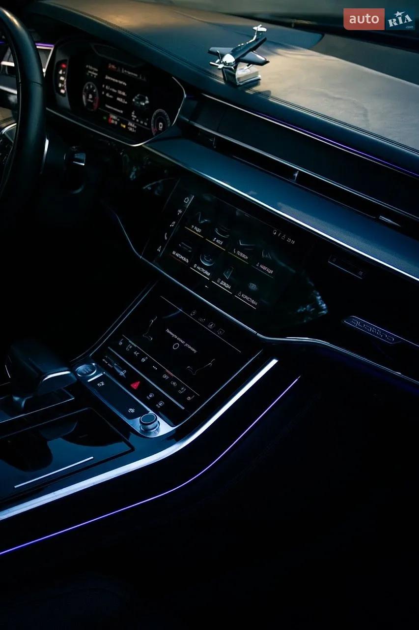 2018 Audi A8 - мініатюра 4