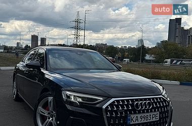Седан Audi A8 2024 в Києві