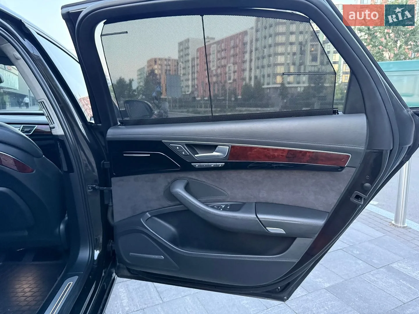 2013 Audi A8 - мініатюра 32