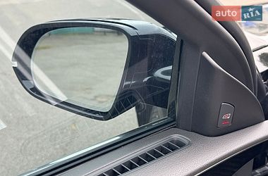 Седан Audi A8 2014 в Киеве