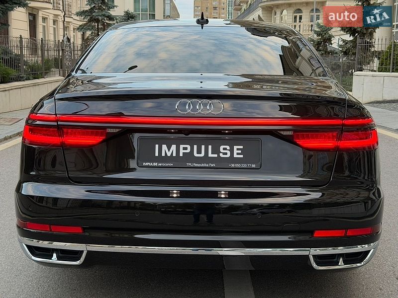 Седан Audi A8 2021 в Києві