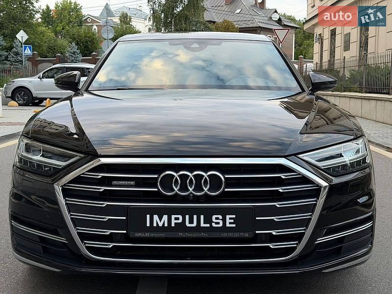 Седан Audi A8 2021 в Києві