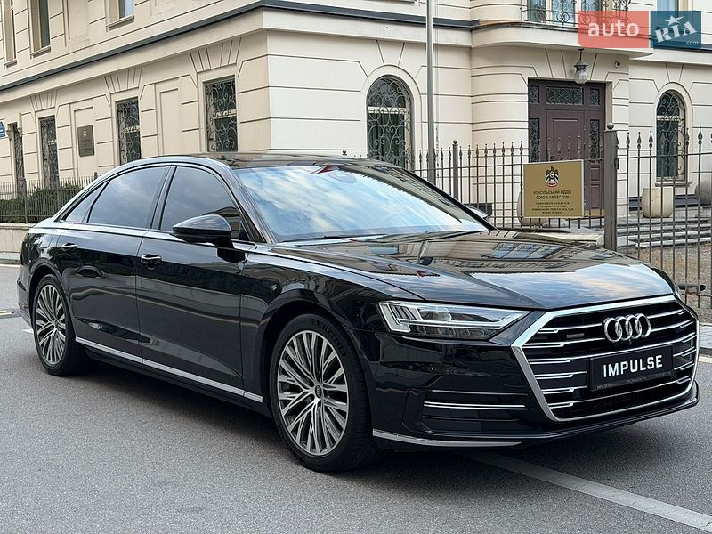 Седан Audi A8 2021 в Києві