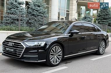 Седан Audi A8 2021 в Києві