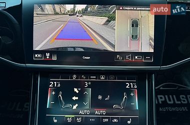 Седан Audi A8 2021 в Києві